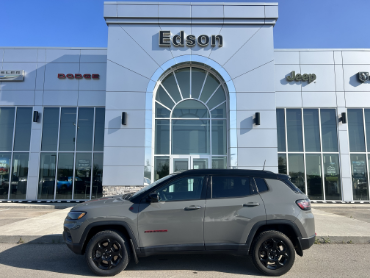 2023 Jeep Compass Trailhawk Elite at Edson Chrysler